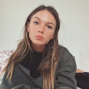 Meet your Posher, Andzelika